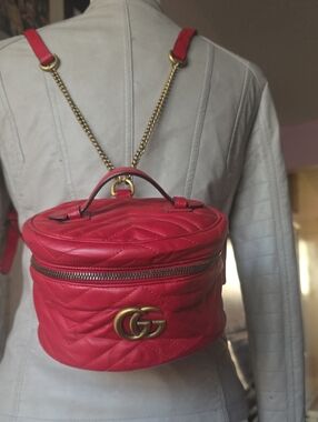 Gucci Red Quilted Leather Vanity Crossbody Bag with Gold GG